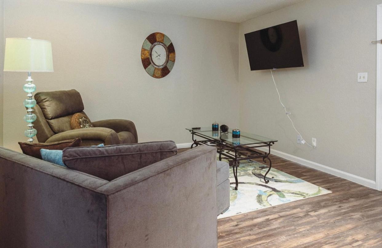 Premium Styled 2 Bedroom Apt In The Heart Of The Heights Houston Exterior foto